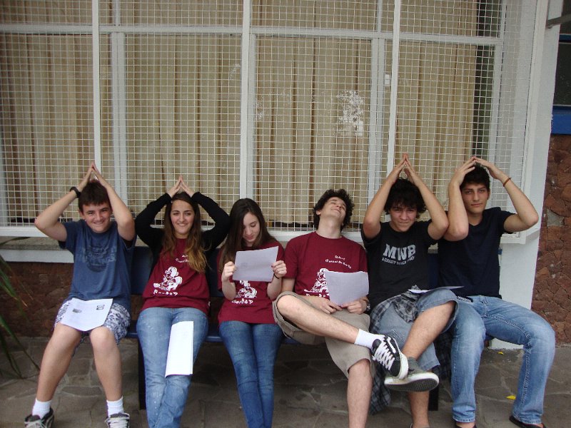https://chazit.com/porto_alegre/../fotos/fotos_site/2010/ultimosabchodesh/DSC01657.JPG